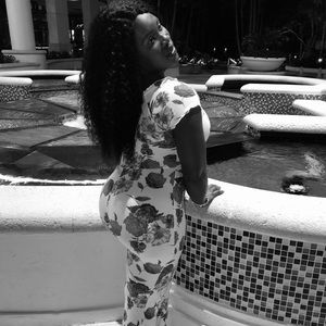 Meet your Posher, Francelaine